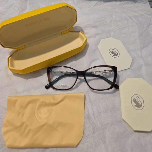 Swarovski Women Eyewear Adjustable Nose Pad With Vibrant Yellow Case - Picture 7 of 13